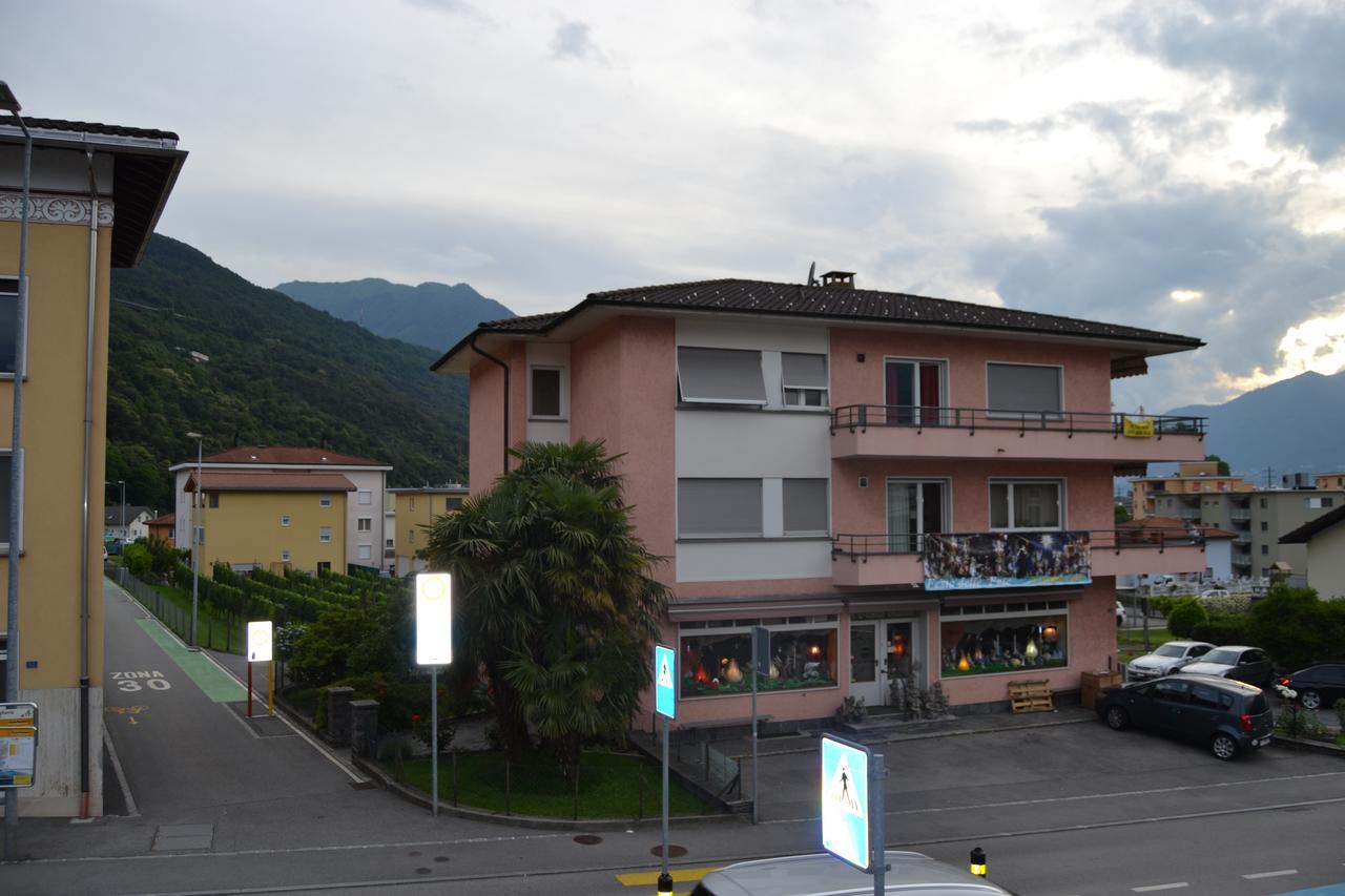 Osteria Centrale Cadenazzo Luaran gambar